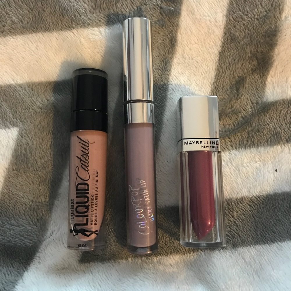3 random liquid lipstick and lip gloss